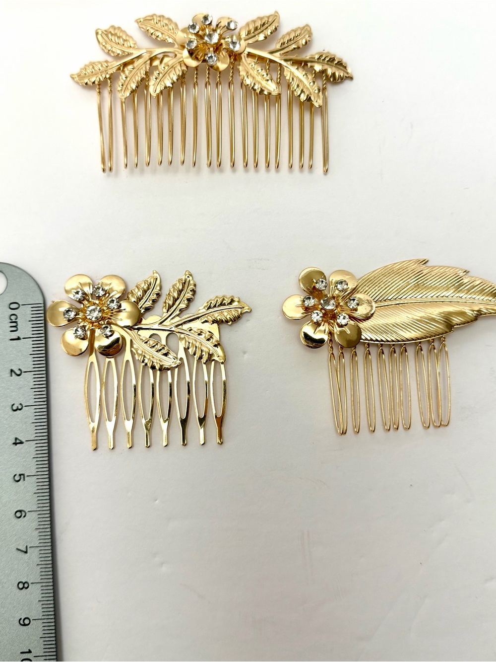 Gold Floral Leaf Decorative Hair Comb - Women Accessories - Picture 8 of 9